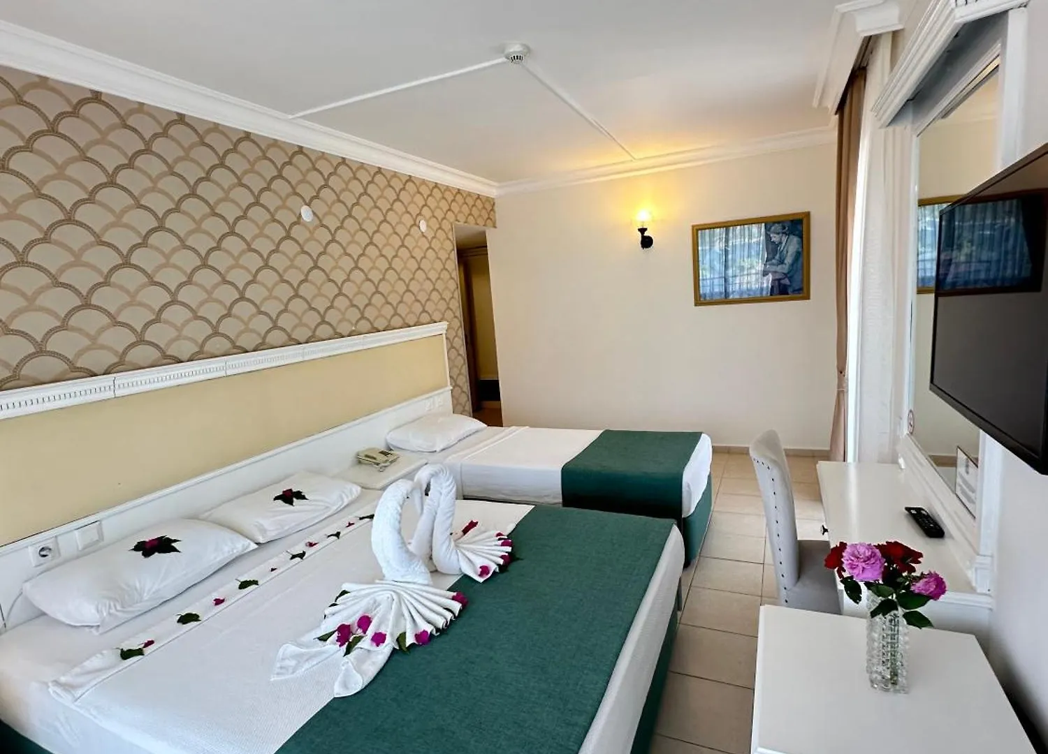Hotel Chateau De Ville Marmaris