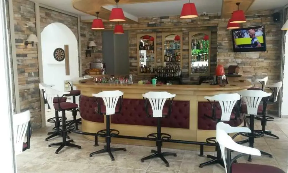 Hotel Chateau De Ville Мармарис Турция